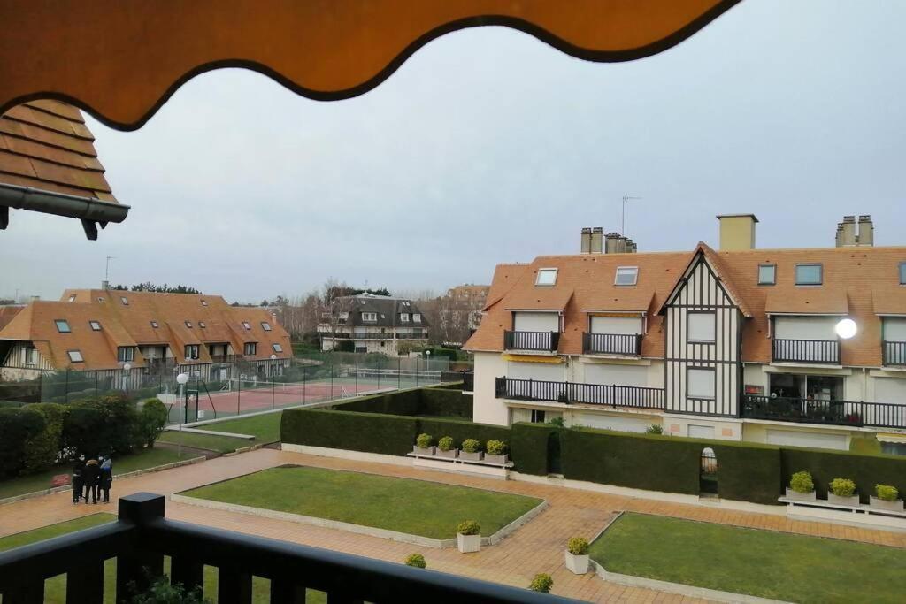 L'escale A * Deauville